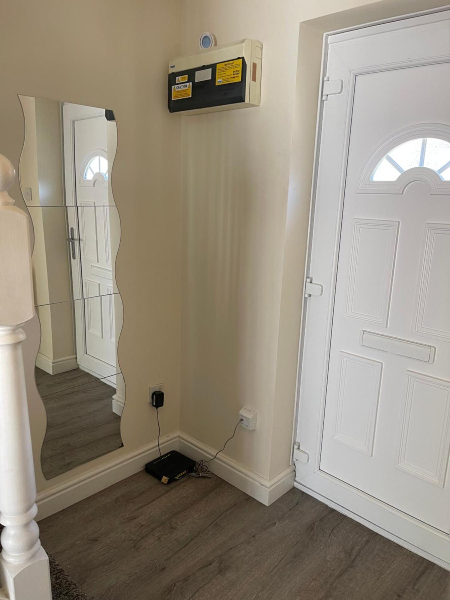 House Number 4 Sleeps Up To 4 With Smart Tvs In Every Room Wellington  Esterno foto
